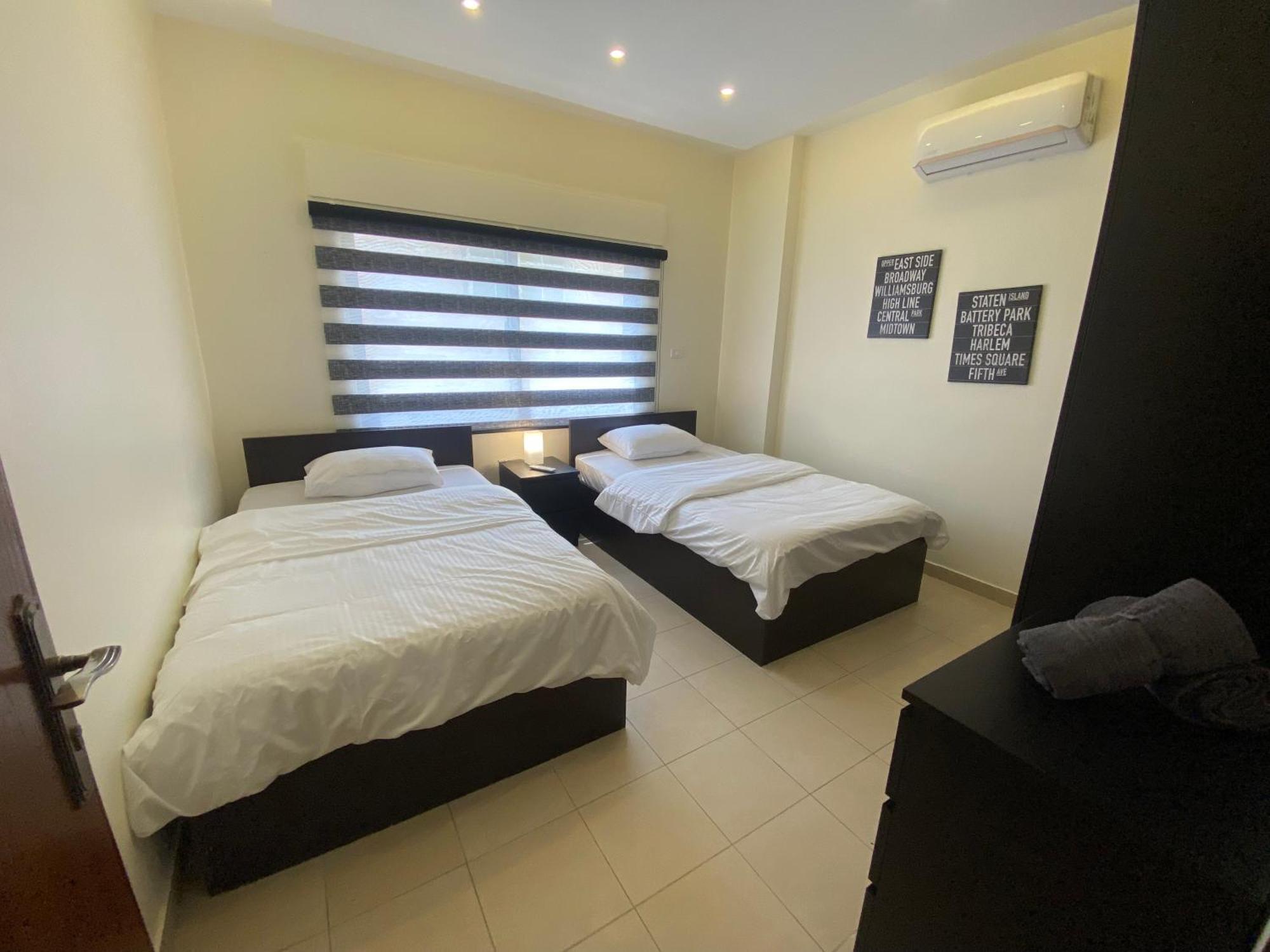 Dair Ghbar Apartment Amman Ruang foto