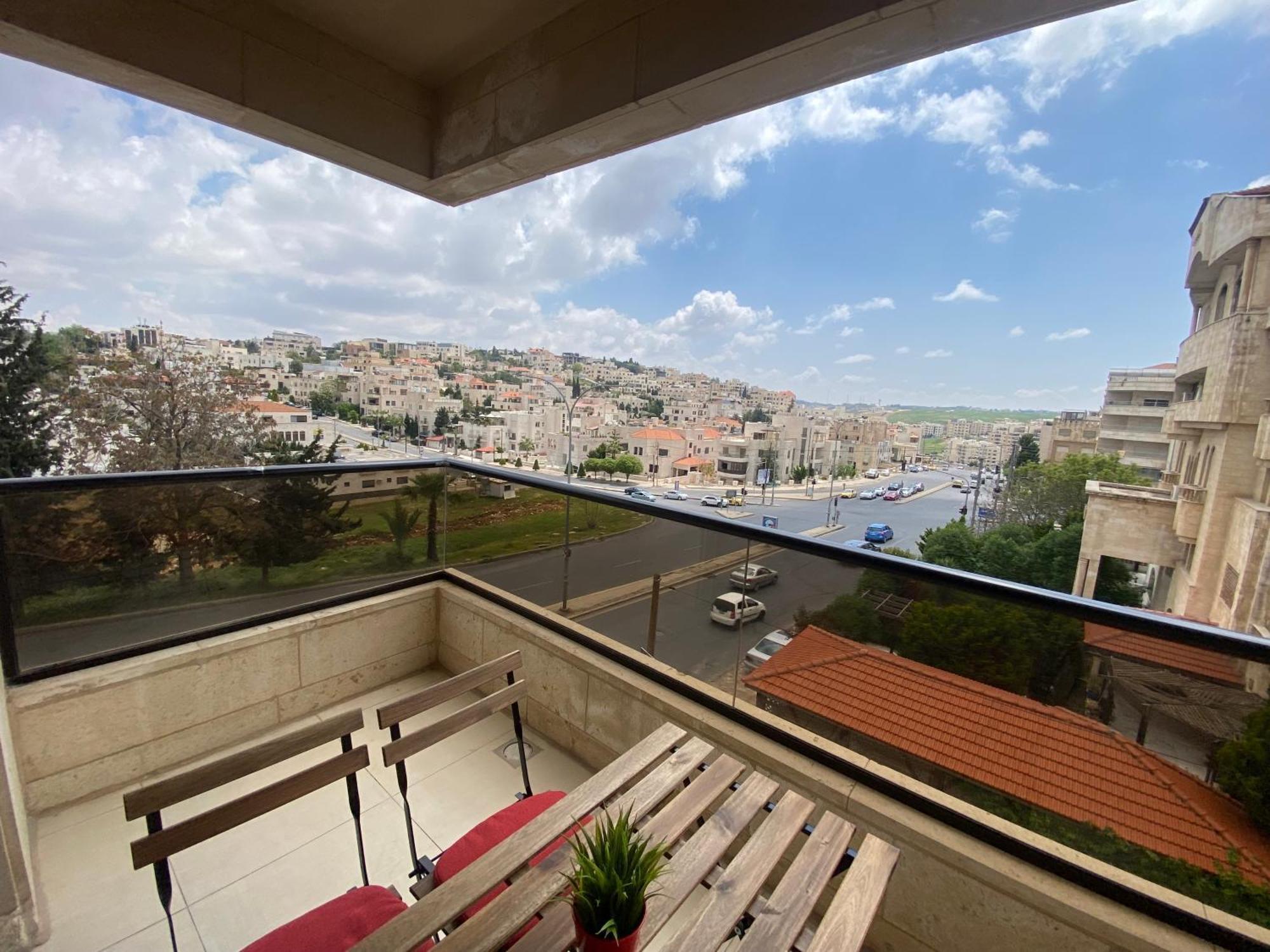Dair Ghbar Apartment Amman Ruang foto